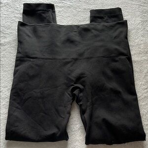 SPANX Black High-Waist Leggings with Sleek Design